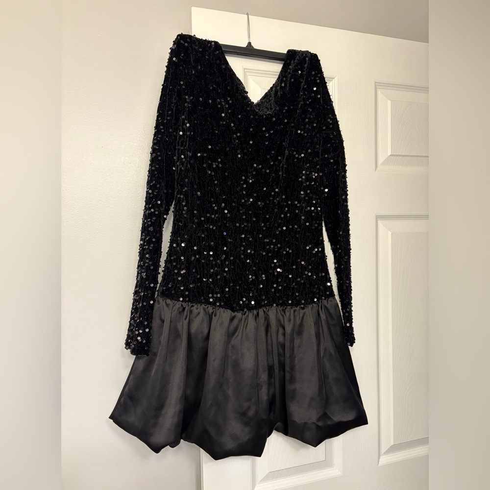 Lulu’s Elegant Black Sequin Dress